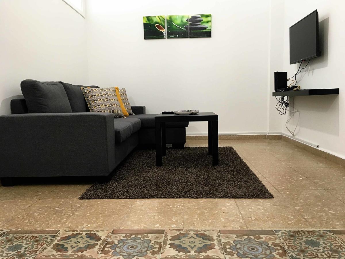 Cheerful Apartment In Nicosia Ngoại thất bức ảnh
